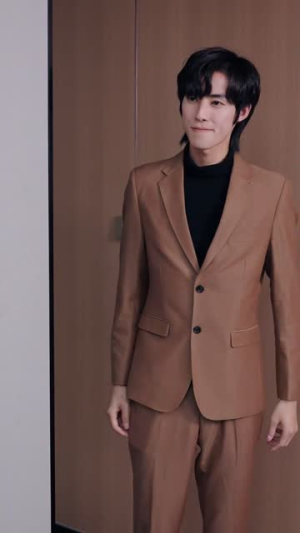 吾皇在上小女子在下（95集）热门了短剧