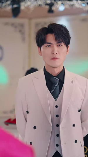 帝临九州(九州无上尊主) 帝临九州(九州无上尊主)热门火爆短剧