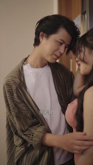 车祸后我与平行世界的自己互换了灵魂（84集）免费看