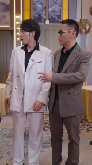 功成名就后，我回乡光耀师门（32集）短剧解说全集