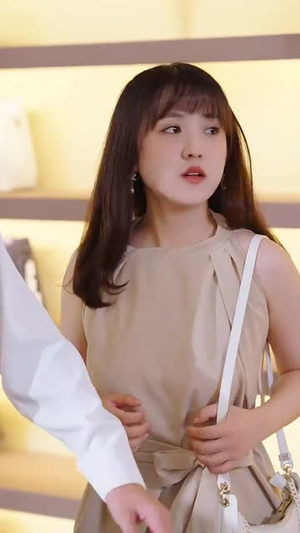 与他为邻（59集）新短剧推荐