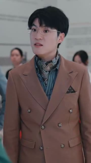 女老板的复仇（33集）超好看古装短剧