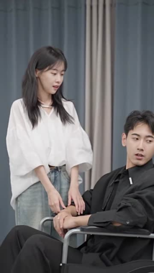 和残废霸总闪婚后(100集) 和残废霸总闪婚后(100集)第二季