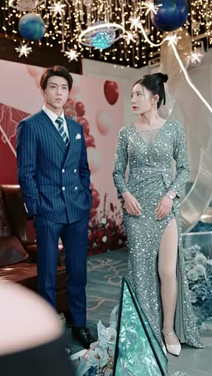 烛龙(102集) 烛龙(102集)精彩短剧分享。