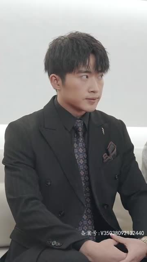 热辣滚烫之华丽变身（85集）小短剧推荐