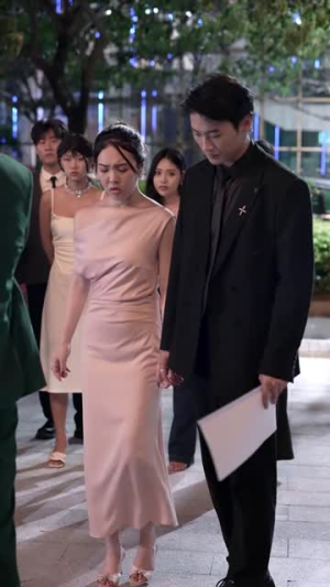 浪子回头之金不换(75集) 浪子回头之金不换(75集)今日最火短剧