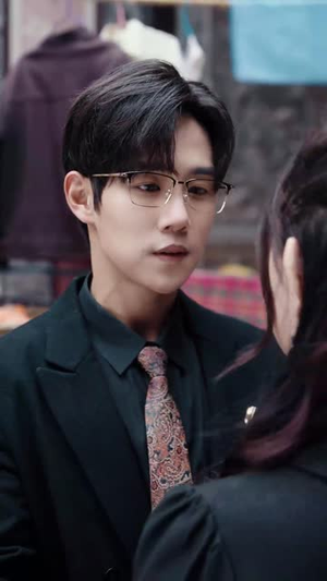 寒舟晚来赴星河(71集) 寒舟晚来赴星河(71集)最火短剧热播