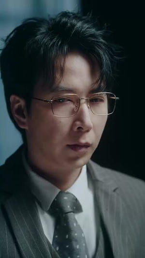 她为谋(60集) 她为谋(60集)推荐你们也去看