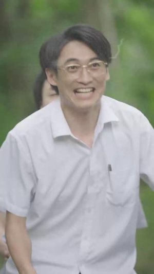 我爸的学生都是大佬（77集）爆火短剧追不停