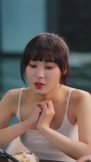 越界交易(70集) 越界交易(70集)热门短剧推广