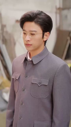 七零涅槃刺槐与锦年(101集) 七零涅槃刺槐与锦年(101集)正能量短剧分享