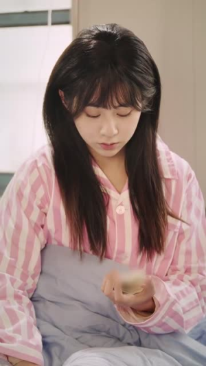 穿成炮灰原配，我惊艳家属院（95集） 短剧热门合集