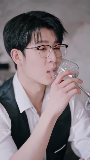 以爱为饵(44集) 以爱为饵(44集) 排行榜前十短剧