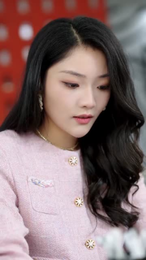 你认错人了(31集) 你认错人了(31集)每日短剧追不停