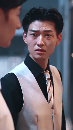 人到中年,离婚吧顾总(63集) 人到中年,离婚吧顾总(63集)免费热门短剧