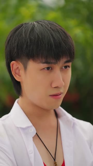 极品小傻医 (78集)亿万短剧抢先看