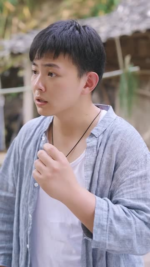 乡村小圣医 (80集) 乡村小圣医 (80集)短剧精彩不断