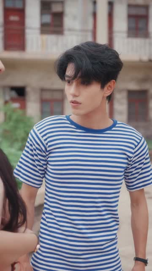 重生七零不再当炮灰女配(81集) 重生七零不再当炮灰女配(81集)短剧免费观看