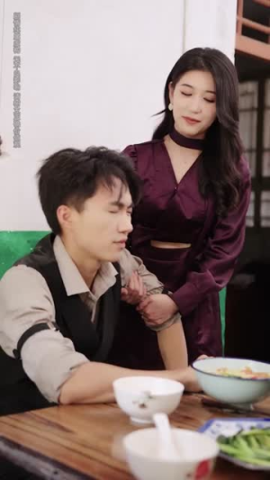 绑定朋友圈系统我成香饽饽（75集）全剧免费观看