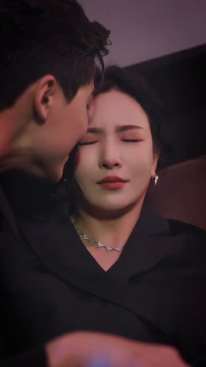 下山即巅峰：七个师姐超护短(80集) 小短剧推荐