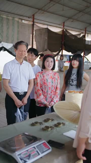 山村龙抬头（80集）热门短剧在线看