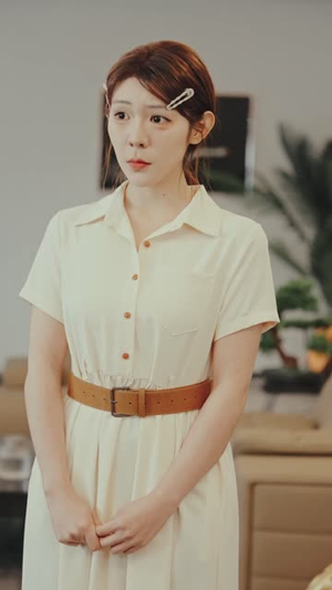 穿越短剧，我靠美女续命（98集）热门短剧追不停