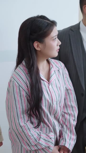 退退退这个保镖不对劲（67集）精彩好看短剧